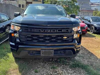 Auto - Chevrolet SILVERADO